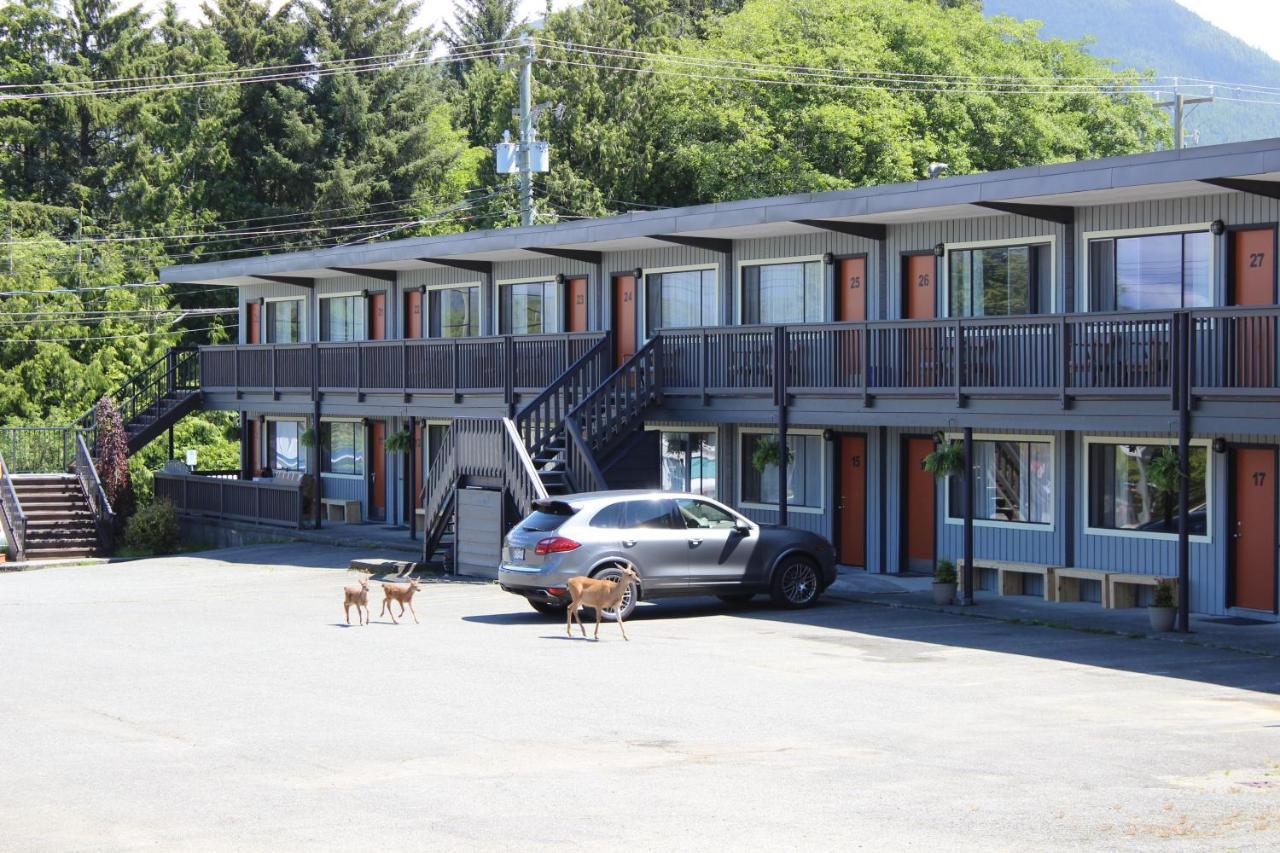 Ukee Peninsula Motel Ucluelet Esterno foto